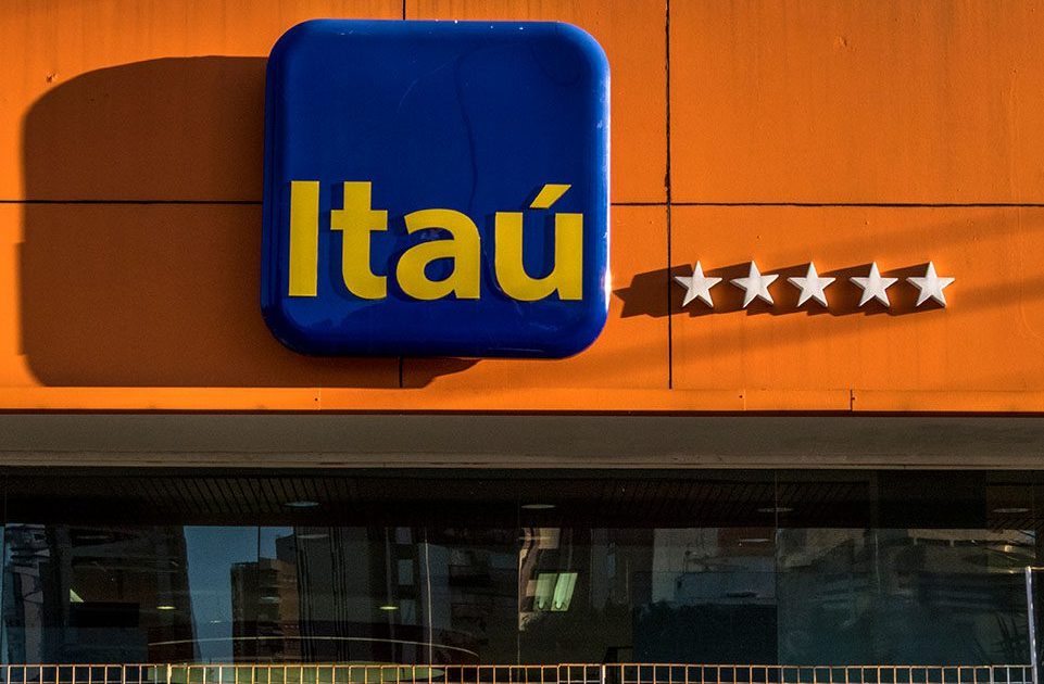 Logo Itaú
