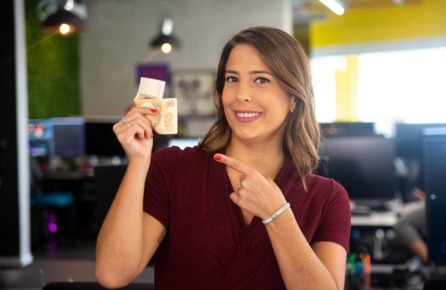 Flash Priscila Yazbek