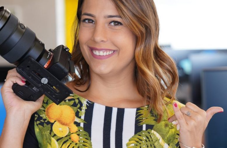 Priscila Yazbek - Flash