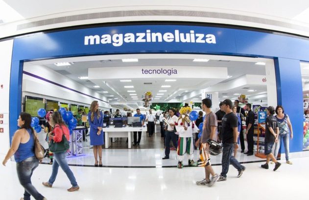 Fachada de loja da Magazine Luiza