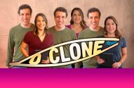 Grupo de seis pessoas: três homens e três mulheres idênticos, sorrindo. Título 'O CLONE' em destaque.