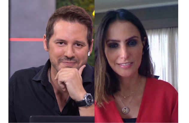 Homem e mulher em tela dividida, sorrindo.