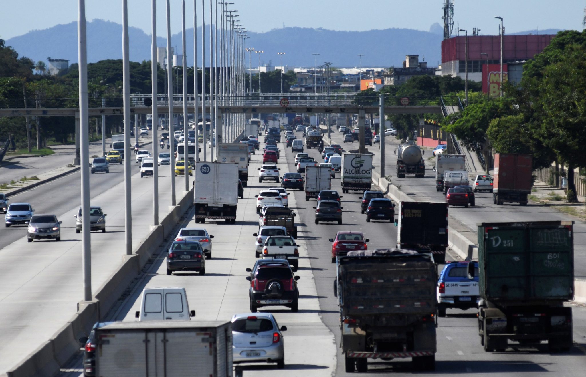 Governo federal pretende vender 8,5 mil quilômetros de rodovias em 2025