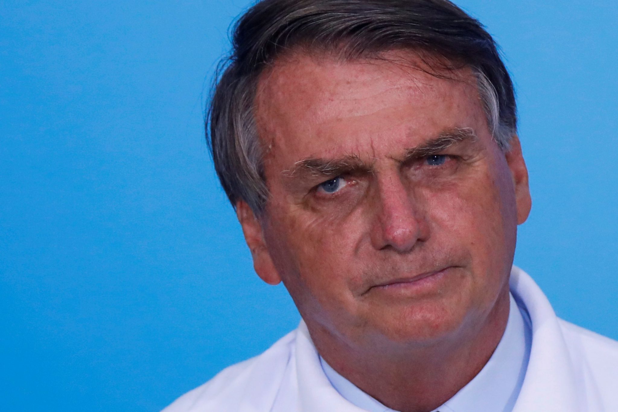 Bolsonaro tem obstrução intestinal e pode passar por cirurgia de emergência