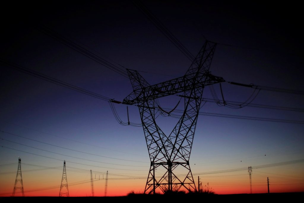 Linhas de transmissão de energia elétrica