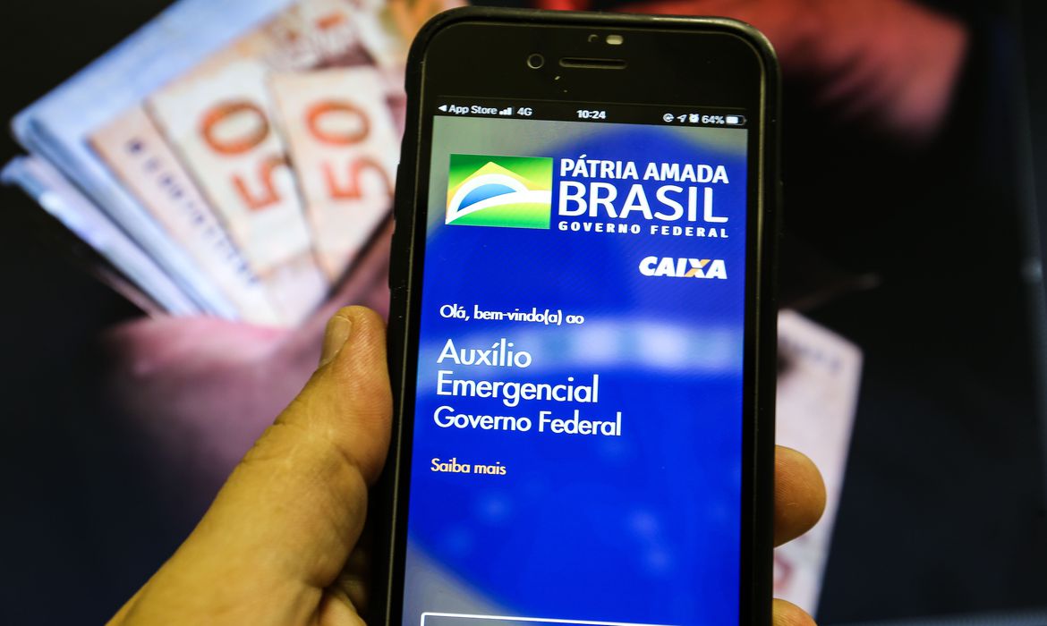 Pagamento do auxílio emergencial começa nesta terça; veja o calendário completo