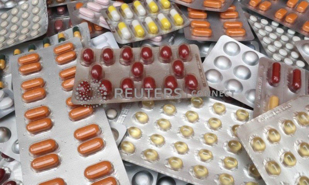 Proibição de reajuste de medicamentos segue para aprovação da Câmara