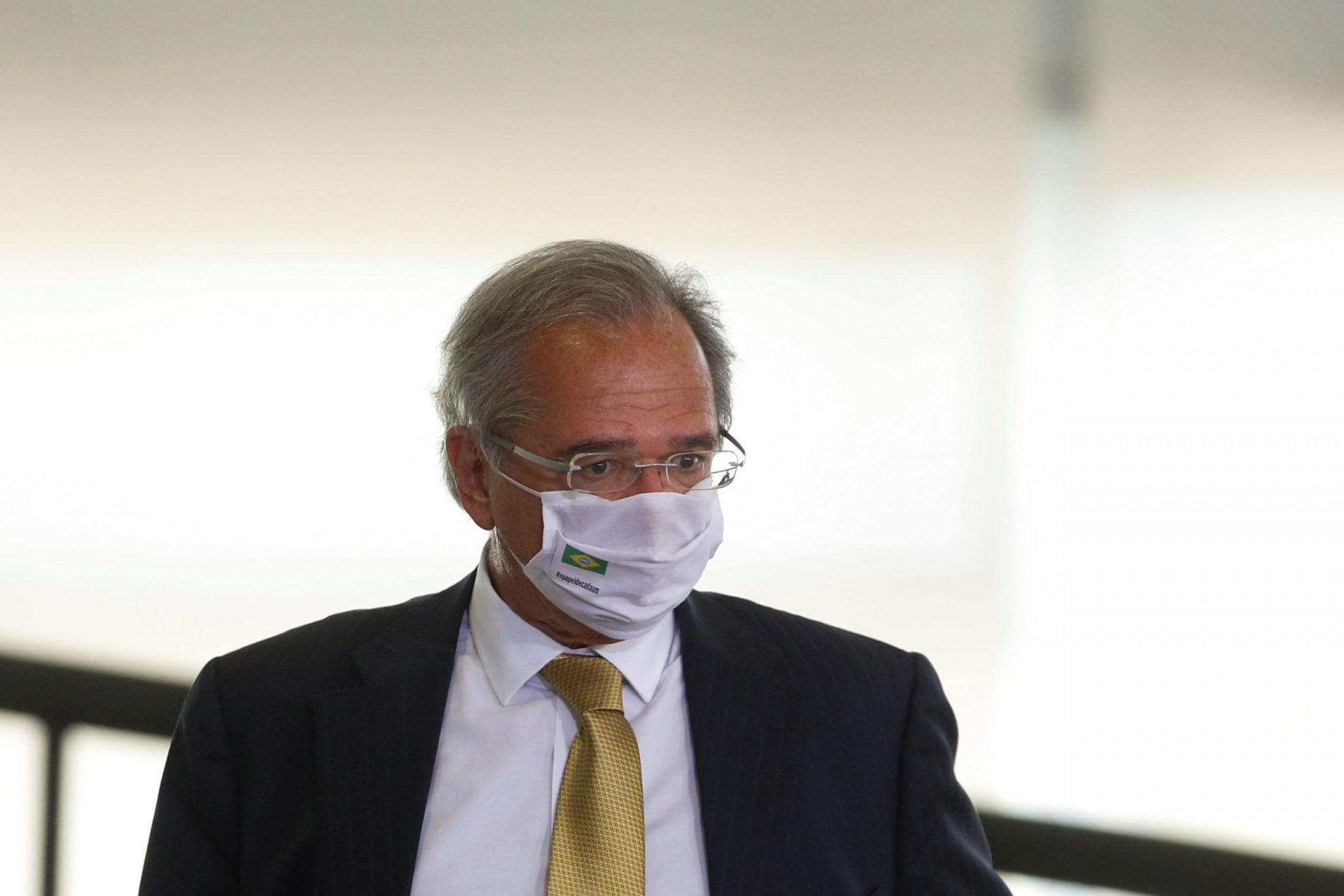 Após faltar a audiência, Paulo Guedes é convocado por comissão da Câmara