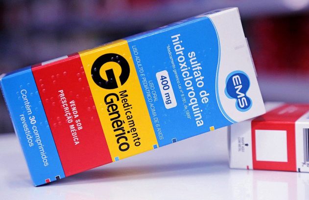 Caixa de medicamento genérico sulfato de hidroxicloroquina 400mg da EMS, com 30 comprimidos.