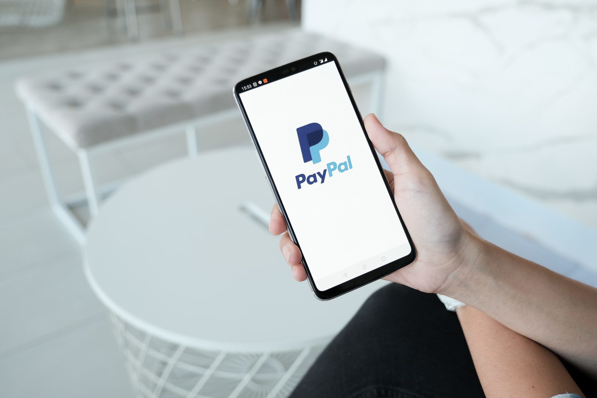 Por que o PayPal inovou ao permitir que usuários transfiram criptomoedas?