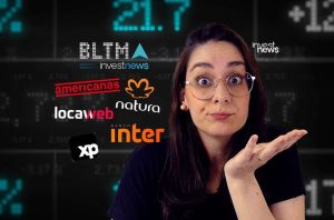 Mulher de óculos gesticula, com logos de Americanas, Natura e outras empresas em fundo de dados financeiros.