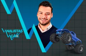 Homem sorrindo, monster truck azul saltando, e "Analistas em Ação" com gráfico de mercado.