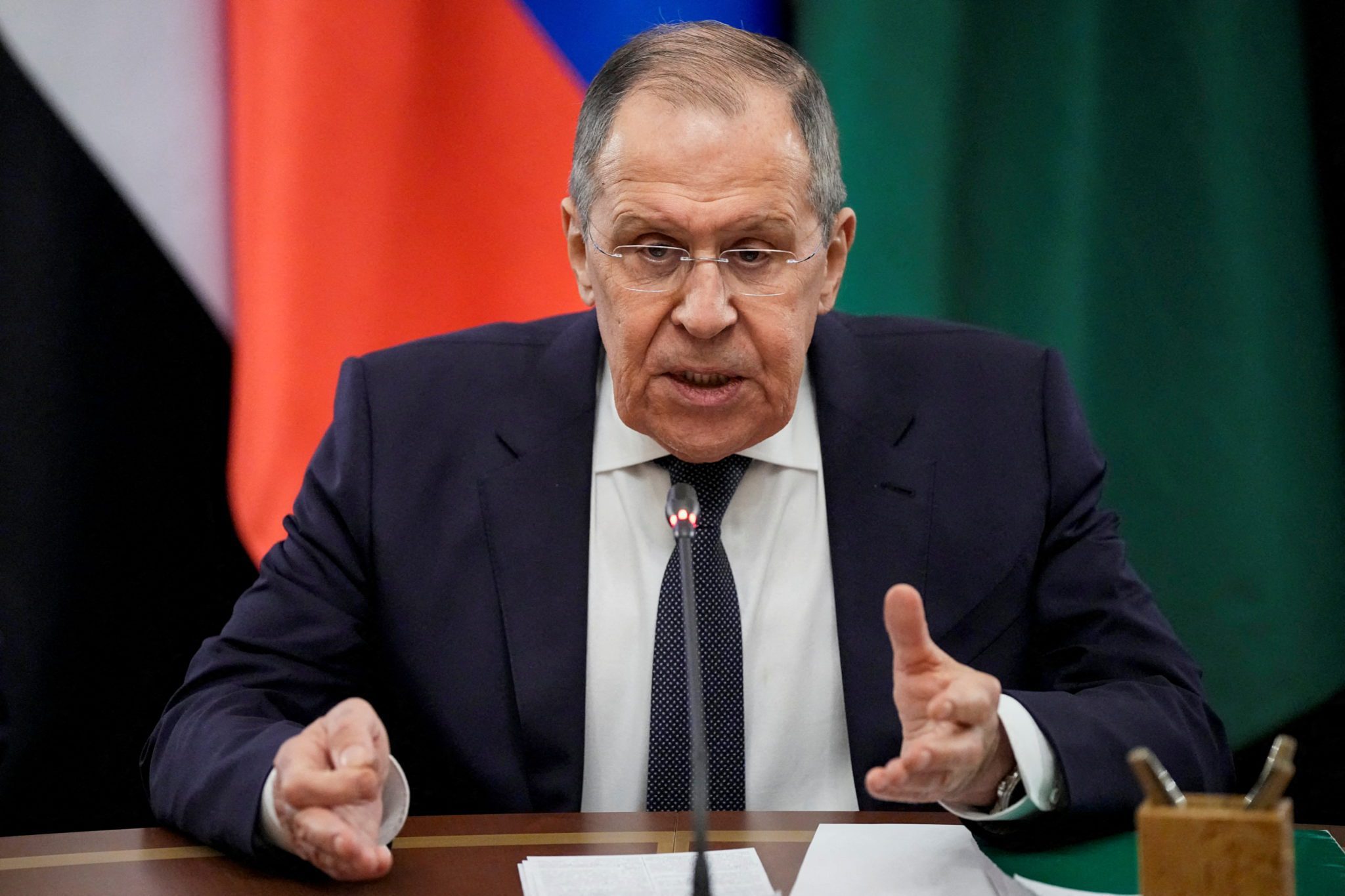 Rússia diz que Ucrânia apresentou esboço "inaceitável" de acordo de paz