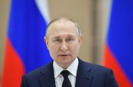 Putin alerta Ocidente: Rússia não pode ser isolada