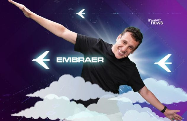Embraer: Samy Dana com camisa preta fazendo balaço de asas de avião