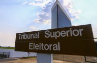 TSE cancela convite para UE observar eleições após objeção do governo