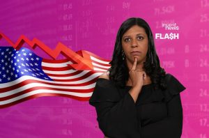 Mulher pensativa, bandeira EUA e flecha vermelha para baixo em fundo de gráficos financeiros. Cenário de crise.