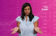 tatiana santiago, apresentadora do investnews, de blusa branca com as palmas das mãos para cima em sinal de dúvida