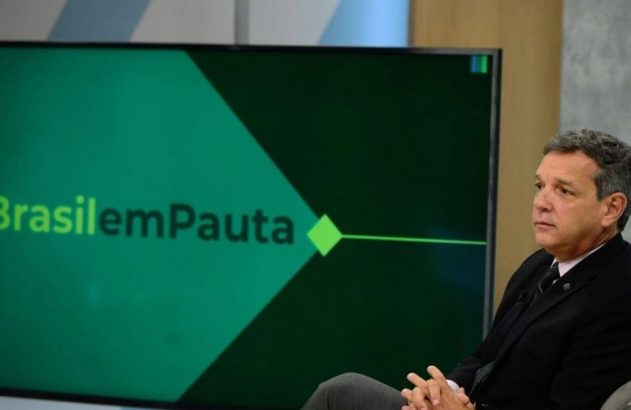 Petrobras: apesar de não cumprir requisitos, Andrade assumirá, diz especialista