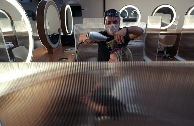 Salão de cabeleireiro, setor de serviços