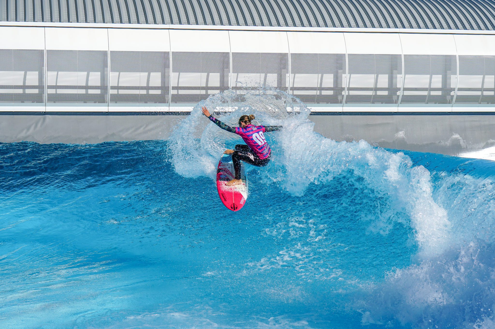 Campeonato de surf em SP premia vencedores com criptomoedas pela 1ª vez