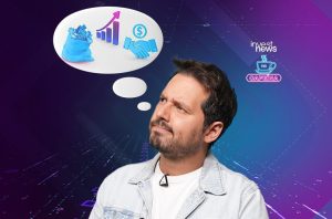 Homem pensa em investimento. Balão de ideias mostra dinheiro, gráfico de crescimento e aperto de mãos. Logos Invest News/CAFÉINA.