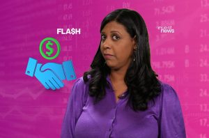 Mulher em tela de notícias financeiras com ícones de dólar, aperto de mão e texto "FLASH$". Ao fundo, gráficos de mercado e logo "invest news".