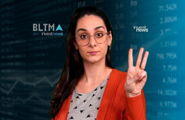 Mulher de óculos e cardigan laranja exibe três dedos. Fundo azul com dados financeiros e logo 'investnews'.