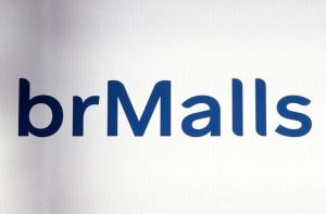 Logo azul da brMalls em fundo branco texturizado.