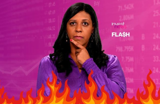 tatiana santiago, apresentadora do investnews, com a mão no queixo