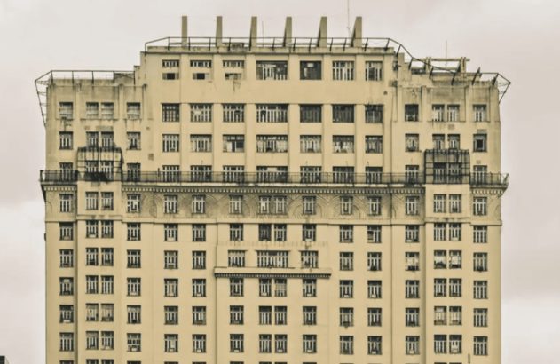 edifício A Noite