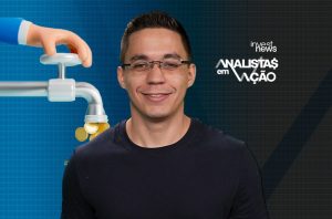 Homem sorridente ao lado de torneira jorrando moedas. Logo 'invest news' e 'ANALISTAS em AÇÃO'.