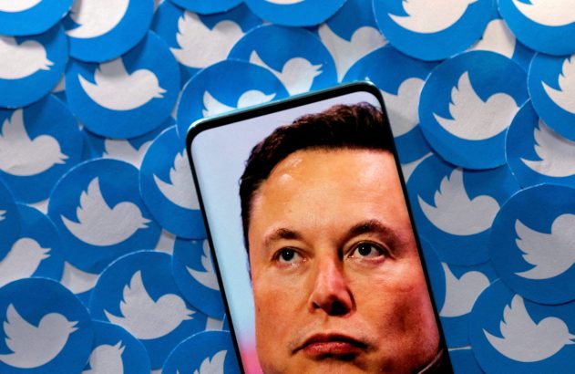 Elon Musk e logos do Twitter