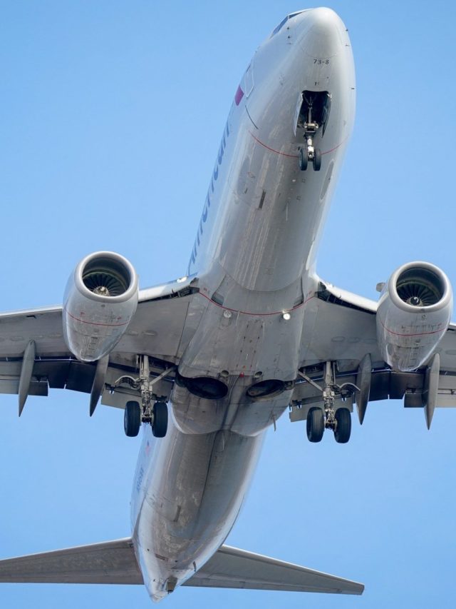 Avião durante voo