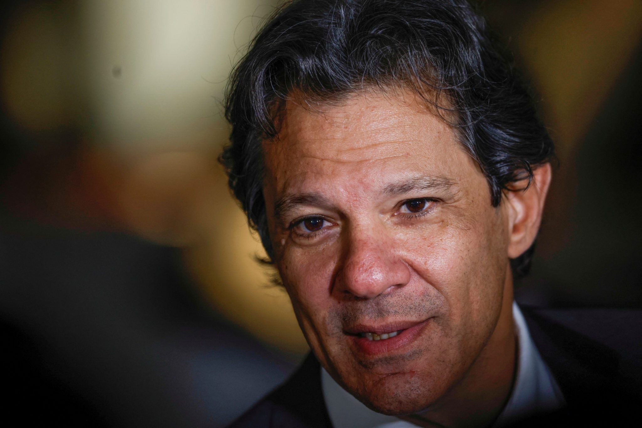 Haddad discute com Campos Neto parcelamento de dívidas pelo PIX