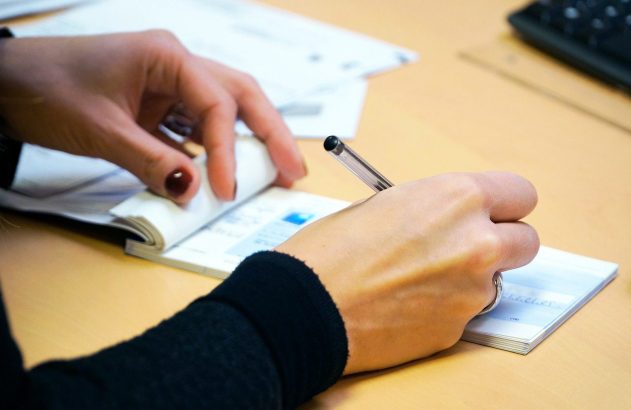 Cheque (Foto: Pixabay)