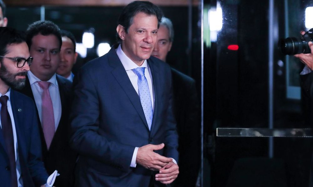 Fazenda anuncia novo arcabouço fiscal para substituir teto de gastos