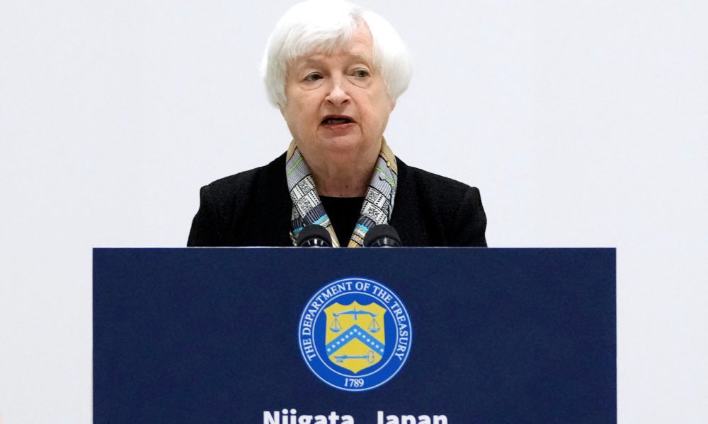 Yellen fará alerta sobre riscos do uso de inteligência artificial em finanças