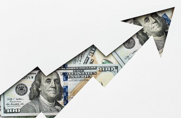 Seta ascendente de notas de dólar, simbolizando crescimento ou valorização financeira.