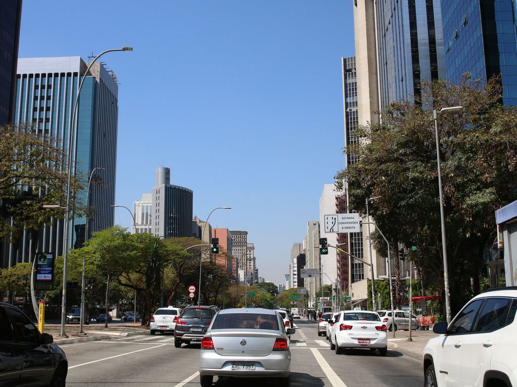 Avenida Brigadeiro Faria Lima, em Pinheiros. (Foto: Rovena Rosa/Agência Brasil)