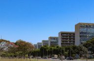 06/06/2023 - Brasília (DF) - Cenas da Cidade de Brasília. Esplanada dos Ministérios . Foto Antônio Cruz/Agência Brasil
