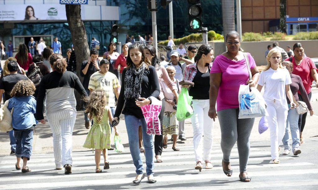 Consumo, varejo, Marisa, comércio, PIB, multidão (Foto: Wilson Dias/Agência Brasil)