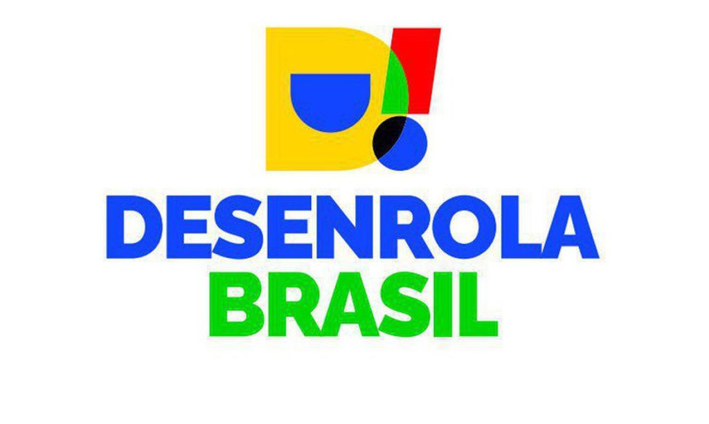 Logotipo DESENROLA BRASIL. Acima, formas geométricas coloridas em amarelo, azul, vermelho, verde e preto.