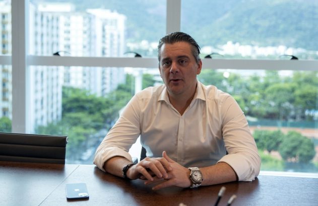 Oscar Fahlgren, chefe da Mubadala Capital no Brasil, fala durante entrevista no Rio de Janeiro, Brasil, na sexta-feira, 10 de dezembro de 2021. No total, a Mubadala Capital tem US$ 16 bilhões sob gestão, e o Brasil é um de seus quatro principais investimentos áreas, juntamente com capital privado global, capital de risco e um fundo de hedge. Fotógrafo: Dado Galdieri/Bloomberg