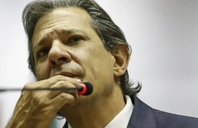 Brasília (DF), 28/12/2023 - O ministro da Fazenda, Fernando Haddad, concede entrevista coletiva à imprensa, em Brasília. Foto: Marcelo Camargo/Agência Brasil