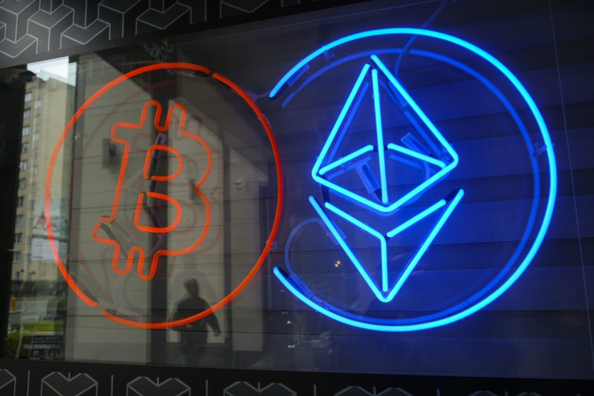 Tombo de US$ 80 bilhões do ethereum testa os nervos dos entusiastas cripto  | InvestNews