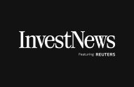 Logotipo InvestNews e Powered by REUTERS em branco sobre fundo preto.