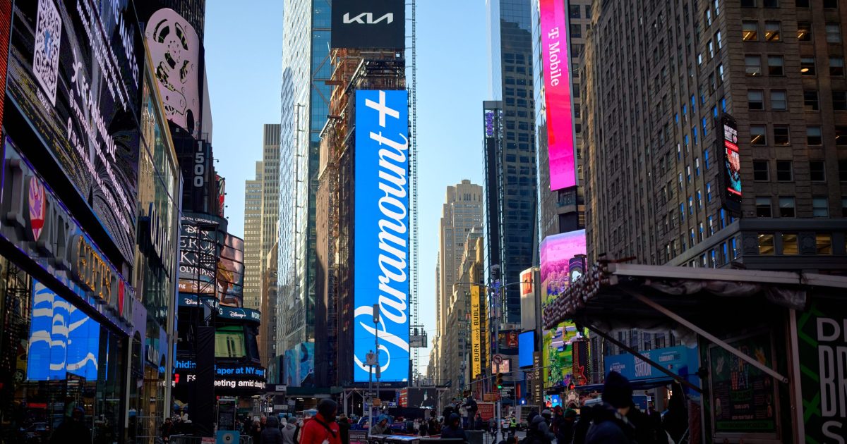 Justiça dos EUA suspende fusão entre Paramount e Warner após ação de 12 Estados