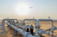 Drone da Aramco sobrevoa o campo de Khurais, na Arábia Saudita