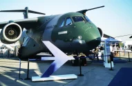 Embraer C-390 millennium durante o Dubai Airshow